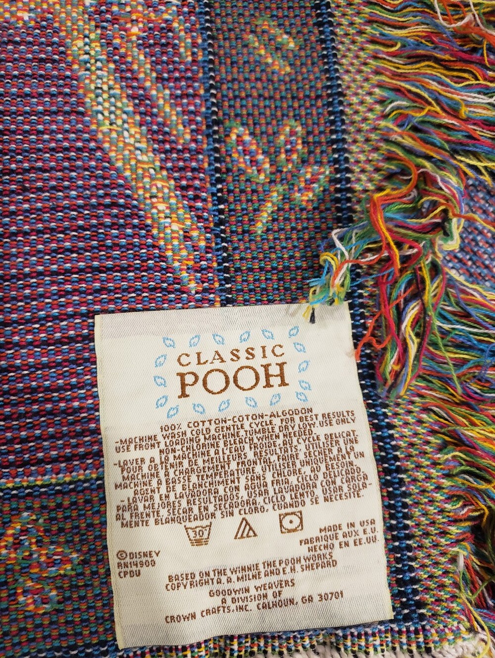 Disney Classic Winnie the Pooh Kids Throw Blanket - Multi-Color - Picture 4 of 4